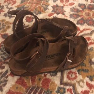 Birkenstocks: Yara style with ankle strap